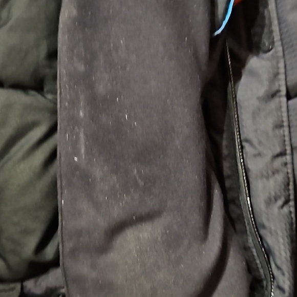 Columbia Women's Winter Coat - Picture 9 of 10